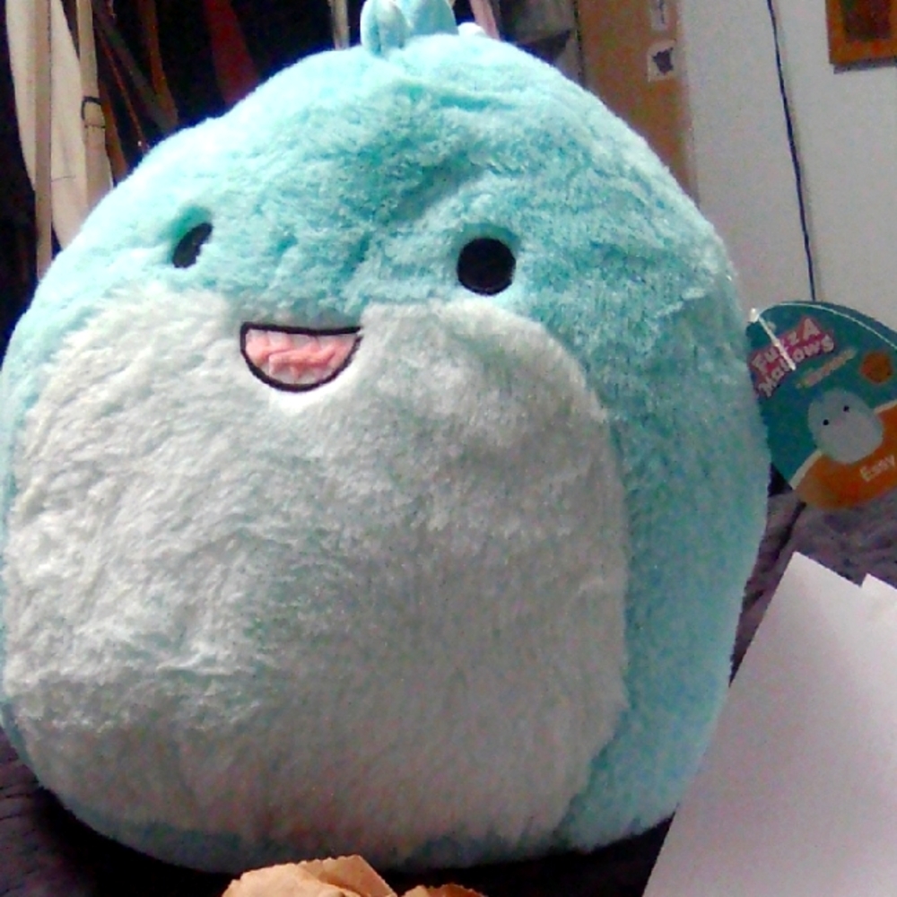 Fuzzamallow Extremely Rare Gold Tag Essy The 12" Eel. Cute Squishmallow